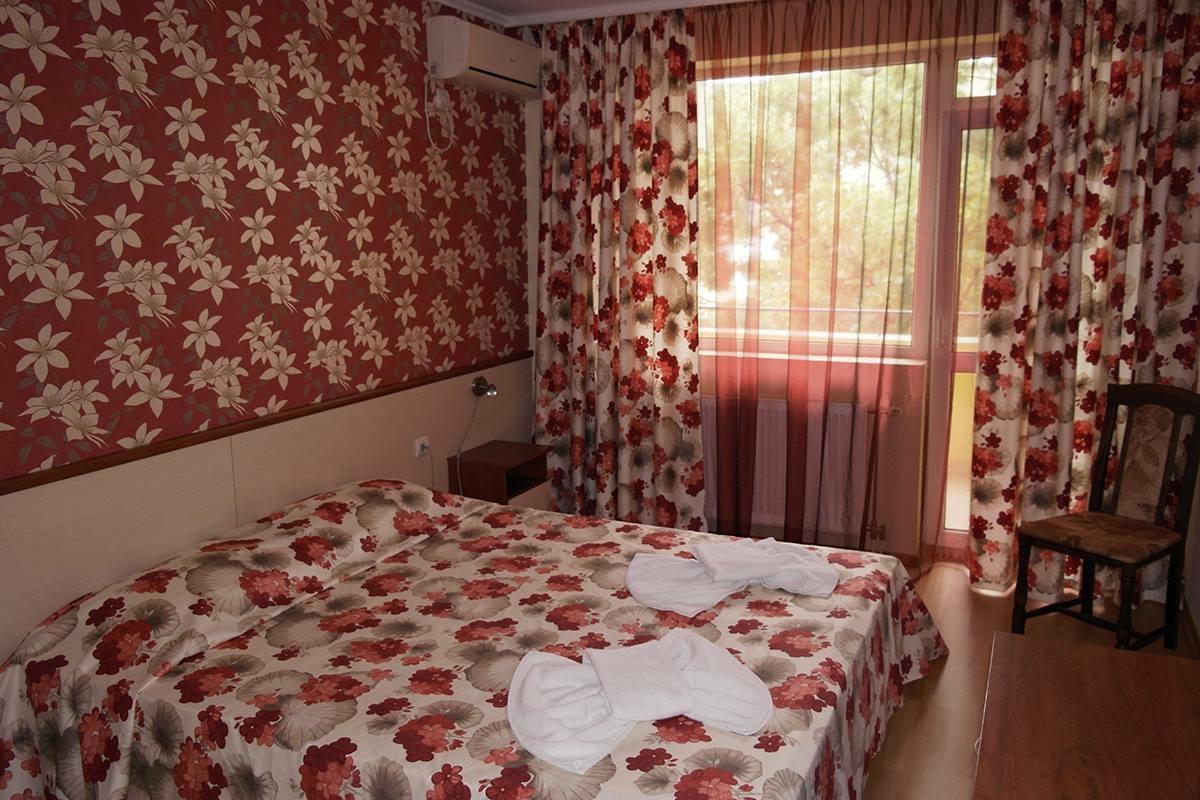 Hotel Triumph Nova Zagora Extérieur photo