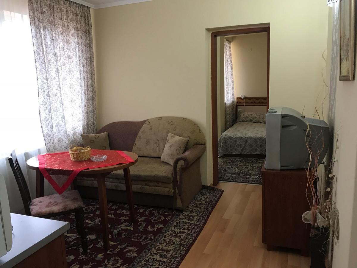 Hotel Triumph Nova Zagora Extérieur photo
